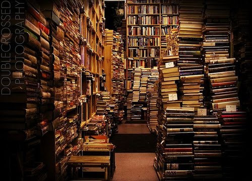 Can you tell I like haphazard stacks?